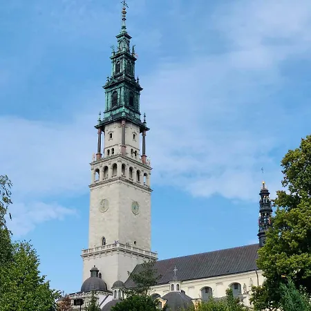 Hostel Dom Pielgrzyma Schr