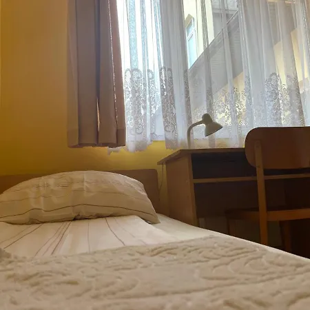 Dom Pielgrzyma Schr * Čenstochová