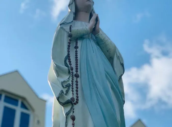 Hostel Dom Pielgrzyma Schr Čenstochová