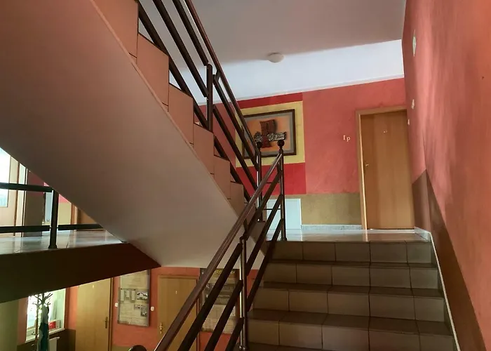 Dom Pielgrzyma Schr Vandrarhem