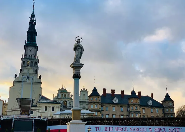 Hostel Dom Pielgrzyma Schr